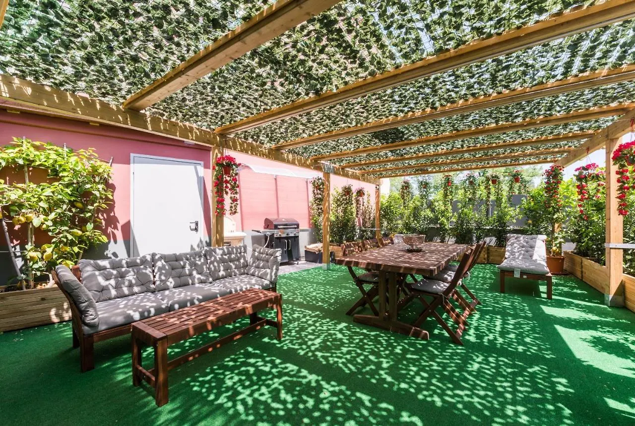 ローマ The Garden Regencyヴィラ イタリア